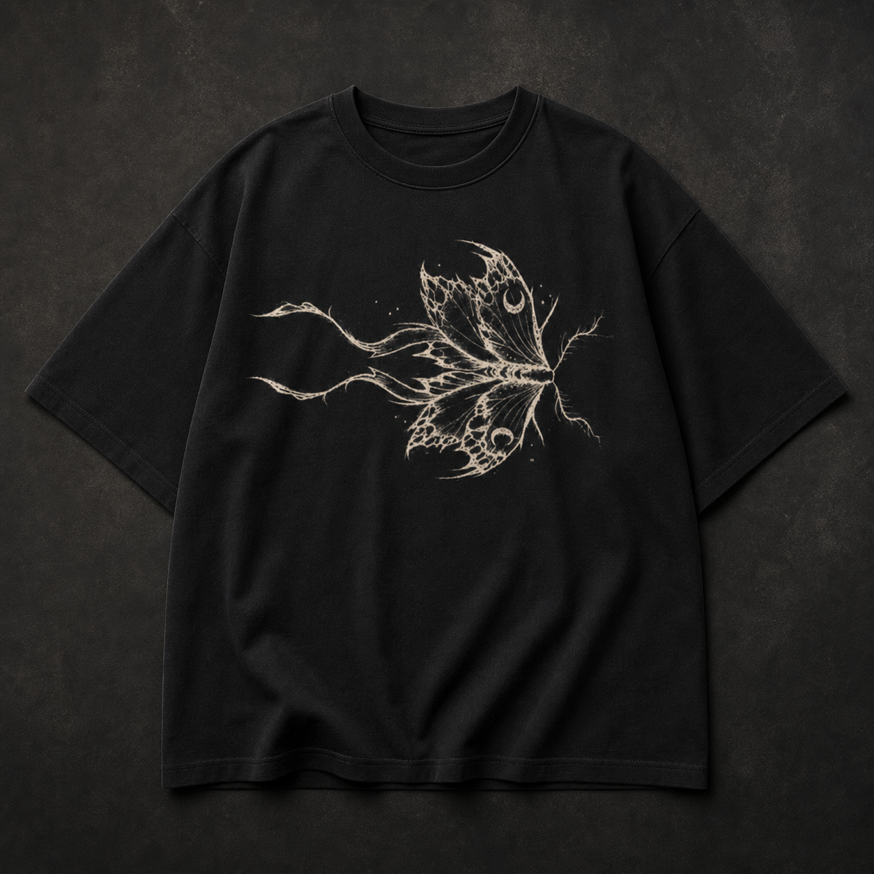 Detailansicht des Mondfalter-Shirts